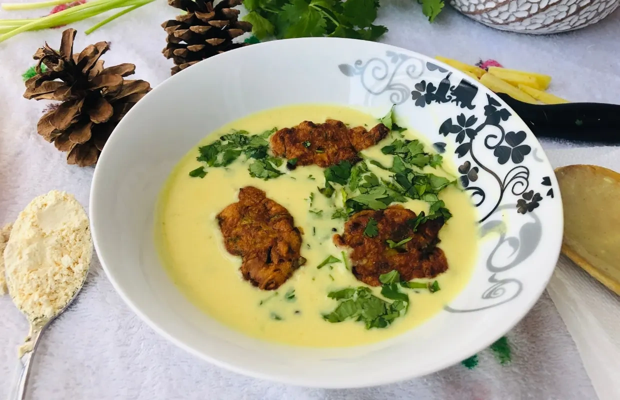 Kadhi Pakora